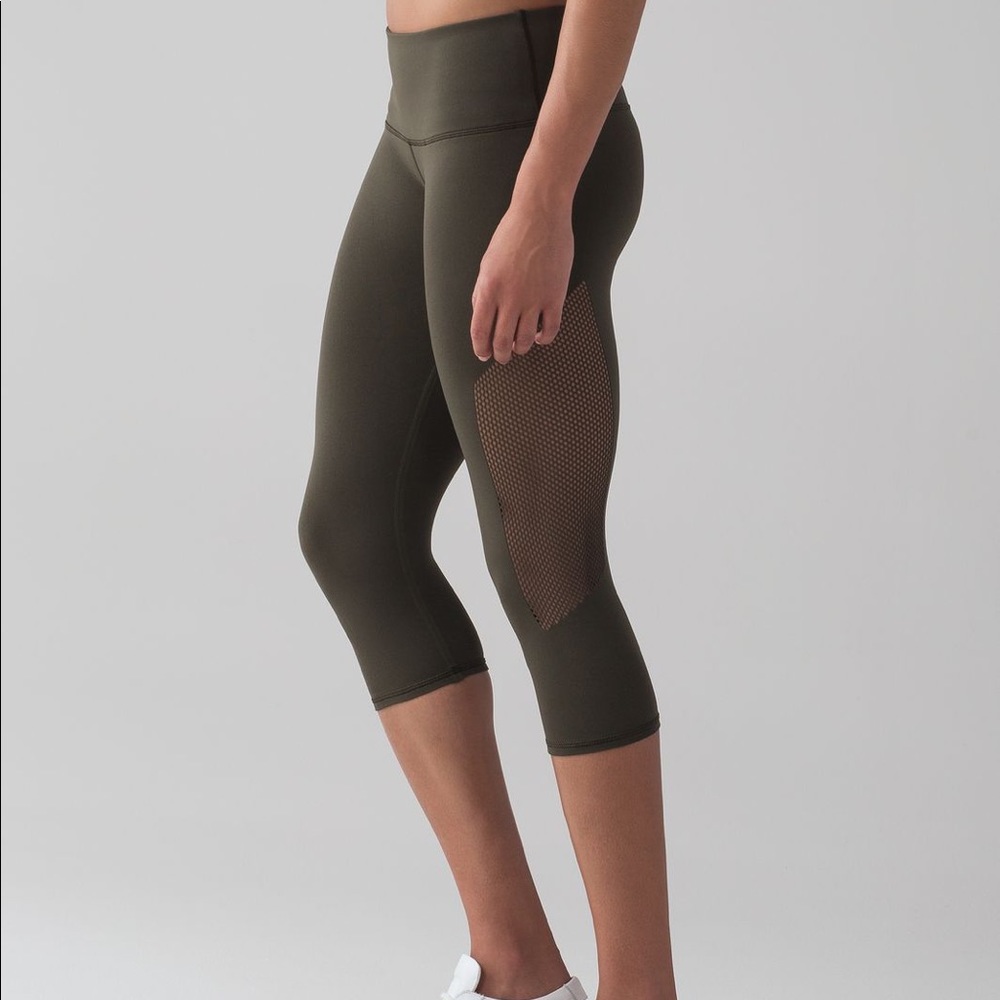 Lululemon Reveal Crop 17”-Dark Olive